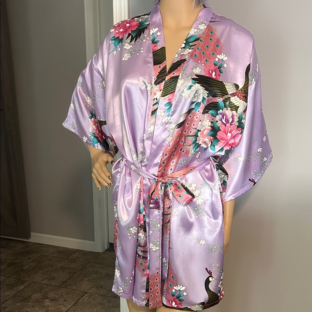 Lavender Floral Satin Robe NWT